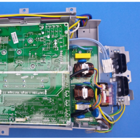 Placa electrónica unidad exterior SAMSUNG UH050EAS
